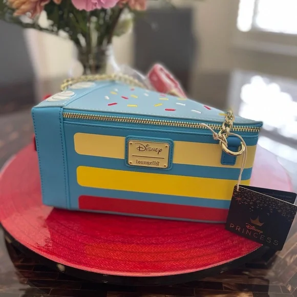 Loungefly Disney Snow White Cosplay Cake Crossbody Bag - Picture 7 of 16